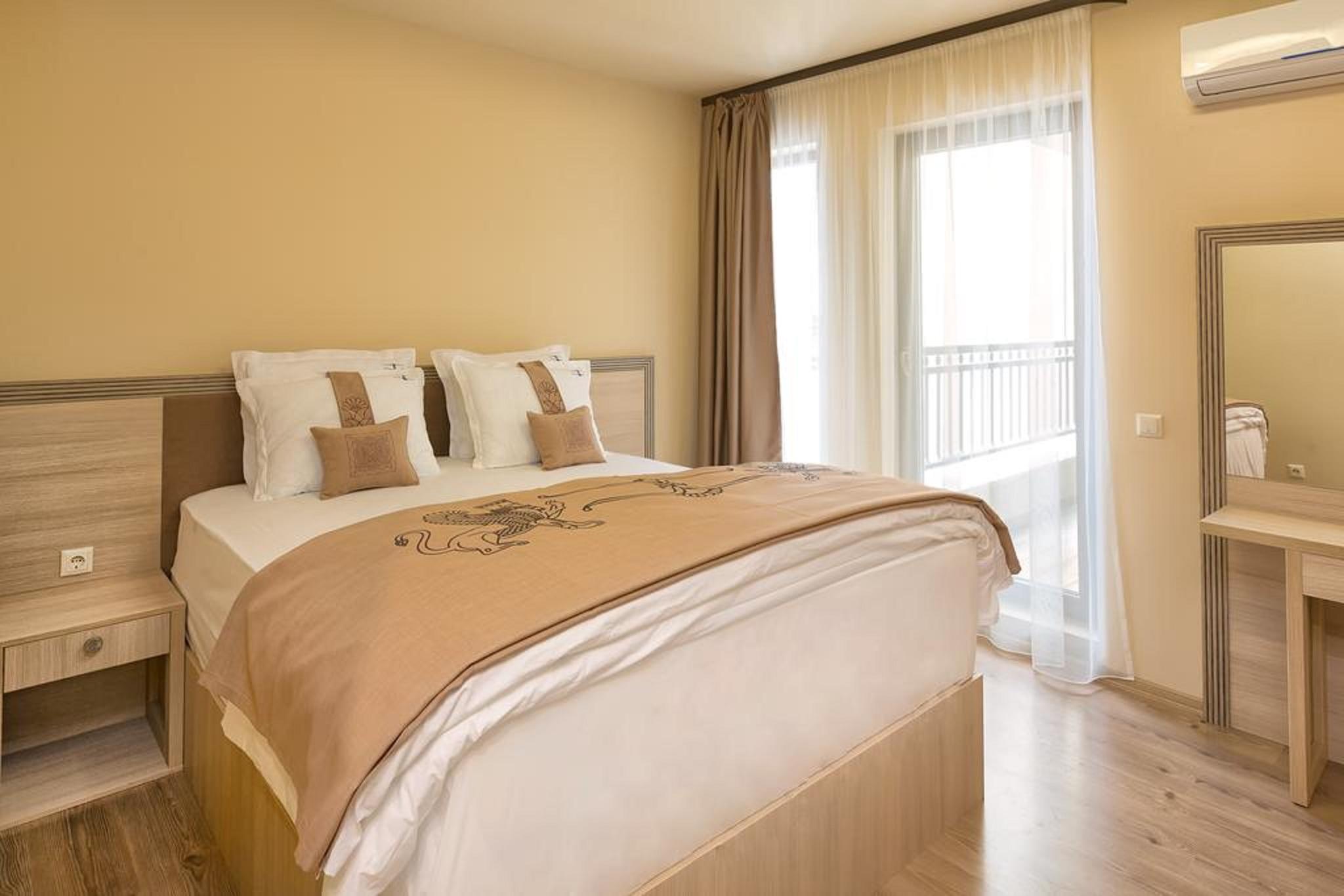 Argisht Partez And Готель 4*
